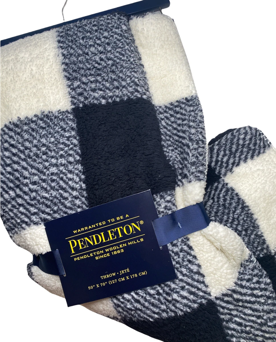 Black and white pendleton blanket hot sale