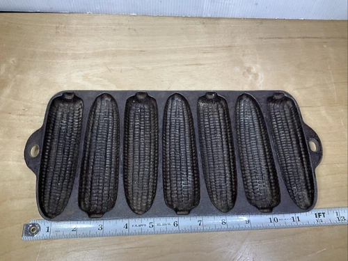 Antique Krusty Korn Kobs Wagner Ware Junior 1319 Sidney Cast Iron