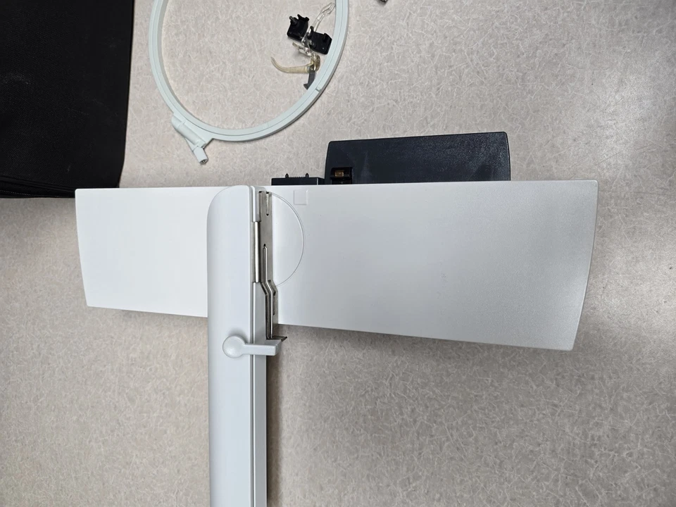 Unidad de bordado creativa Pfaff RA3021A para Pfaff creative 2140, 2144, 2170 Foto 4 de 4