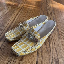 Stuart Weitzman Croc Patent Leather Backless Loafer Yellow/Tan Gold Buckle Sz. 9