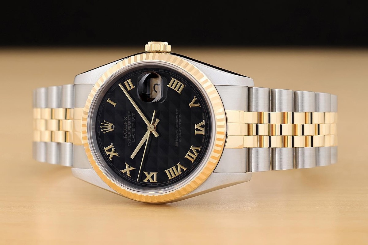 ROLEX MENS DATEJUST 16233 BLACK PYRAMID ROMAN DIAL 18K GOLD STEEL