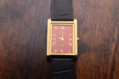 vintage Seiko Men Slim Tank Red Dial Black Leather Dress Quartz