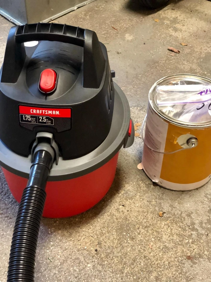 Aspiradora portátil de taller Craftsman 2,5 galones 2,5 HP pico 120 voltios Foto 4 de 4