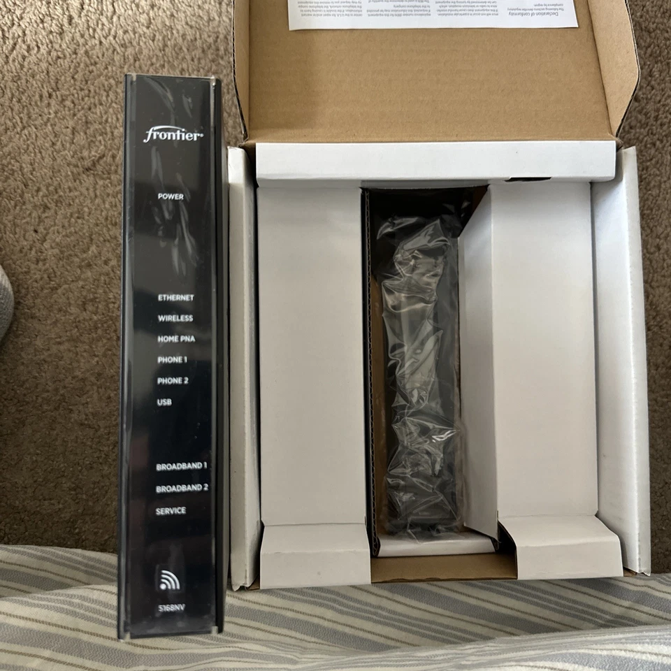 Gateway DSL inalámbrico AT&T U-verse (Pace) 5031NV con base, cable de alimentación, cable DSL Foto 2 de 2