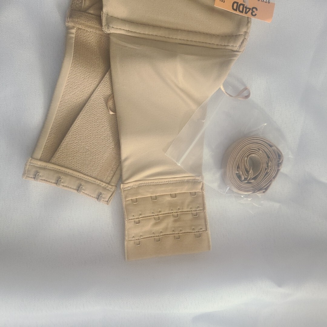 Lilyette by Bali Bra Strapless Tailored Minimizer Convertible Underwire