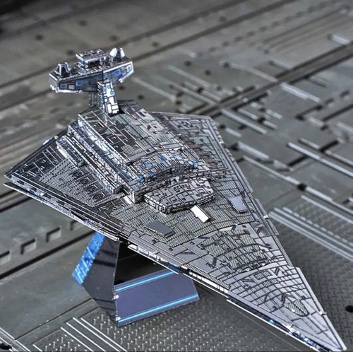 Star Wars Full Colour Imperial Star Destroyer 3D Metal Self Assembly DIY Model - Picture 1 of 7