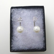 Argento Sterling 8MM Coltivata Perla Bianca 4mm Zirconia