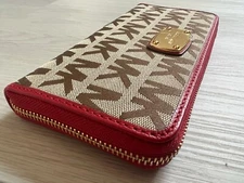 MICHAEL Michael Kors Classic Canvas Logo Zip-Around Continental Wallet NWT