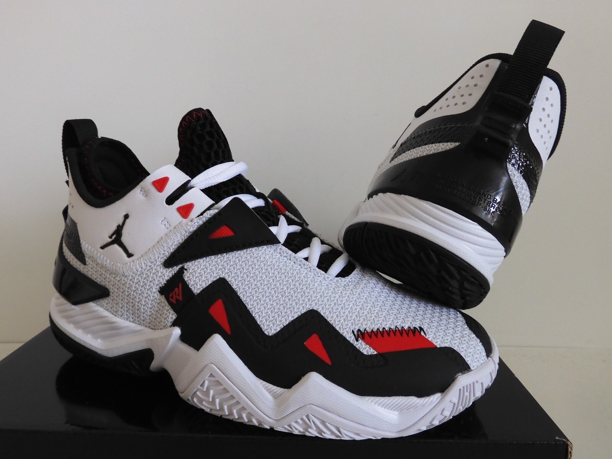 NIKE AIR JORDAN RUSSEL WESTBROOK ONE TAKE WHITE-BLACK-UNI NIKE AIR JORDAN RUSSEL WESTBROOK ONE TAKE WHITE-BLACK-UNI