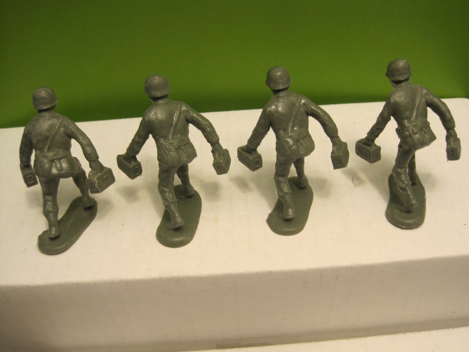 TIM MEE VINTAGE KOREAN WAR ERA US ARMY MARINES CANNON 60MM PLASTIC TOY