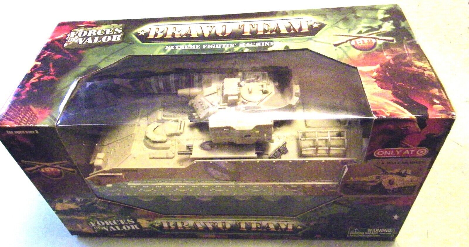 BRADLEY M3A2 INFANTRY FIGHTING VEHICLE  1:18 SCALE  FORCES OF VALOR  NEW IN BOX