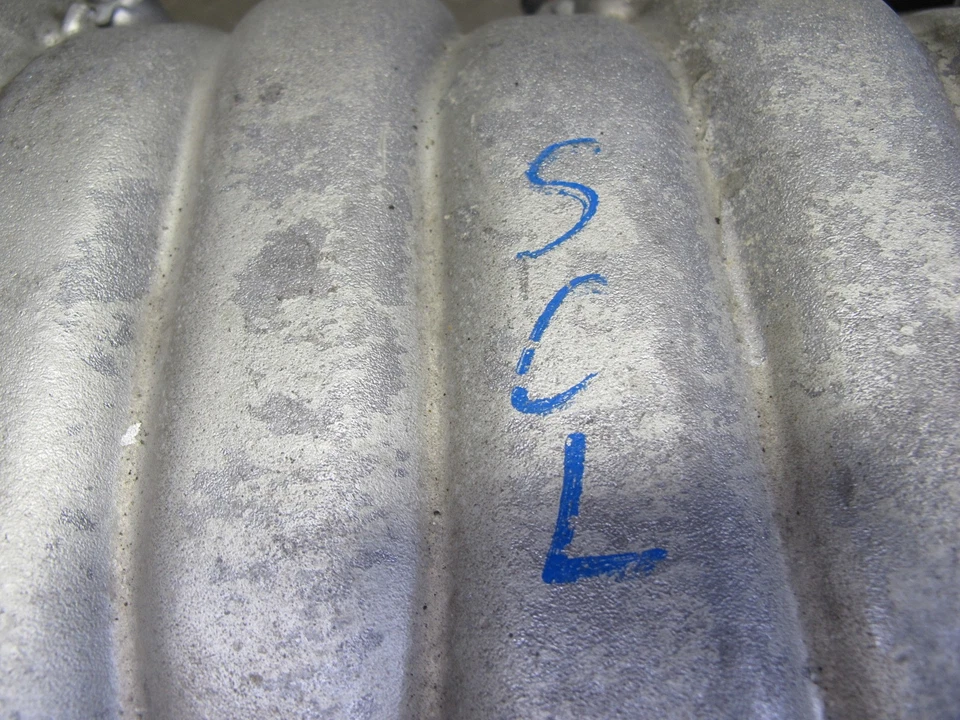 98-00 LEXUS SC400 1UZFE ДВИГАТЕЛЬ ВЕРХНИЙ НИЖНИЙ ВПУСКНОЙ КОЛЛЕКТОР С БАКОМ ДАВЛЕНИЯ В СБОРЕ - Изображение 2 из 4