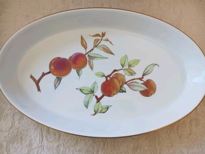 Lovely Royal Worcester Evesham Vale Porcelain Oval Baking Serving Dish Platter