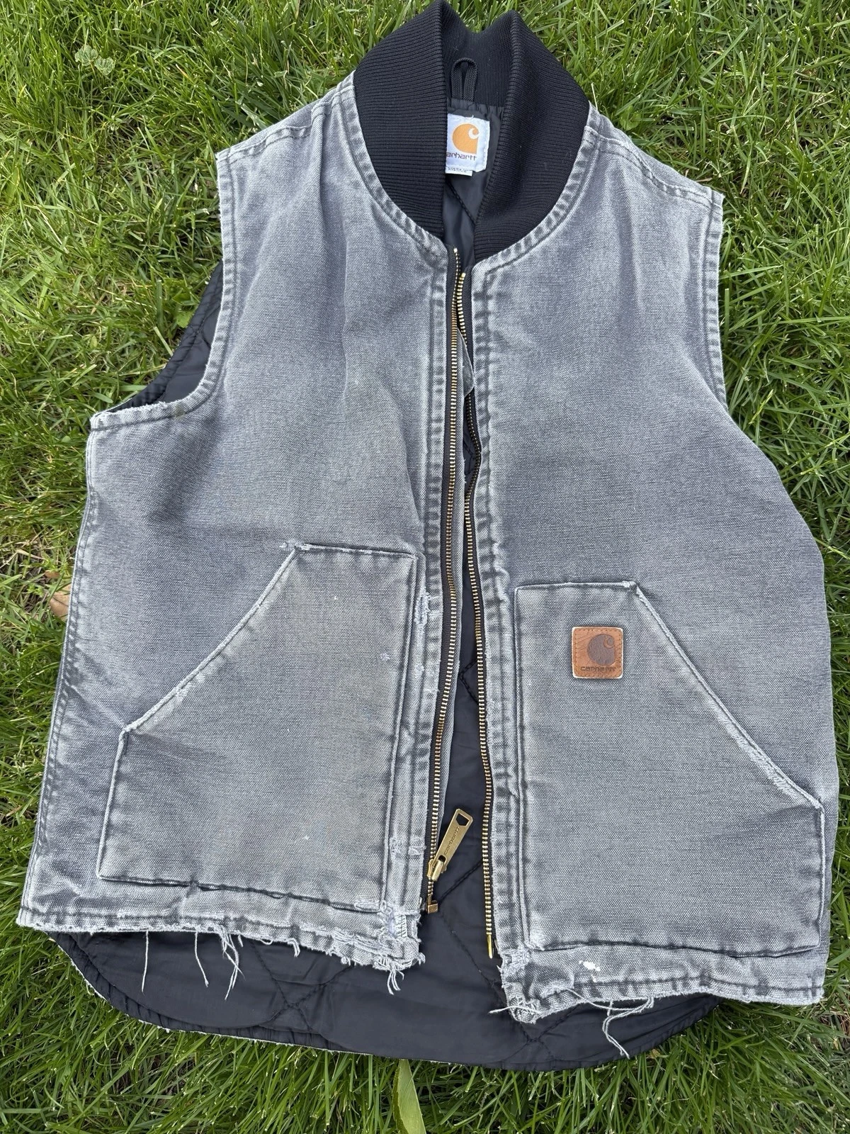 Vintage Carhartt V02 Arctic Vest Mens Small Black Faded Distressed Workwear