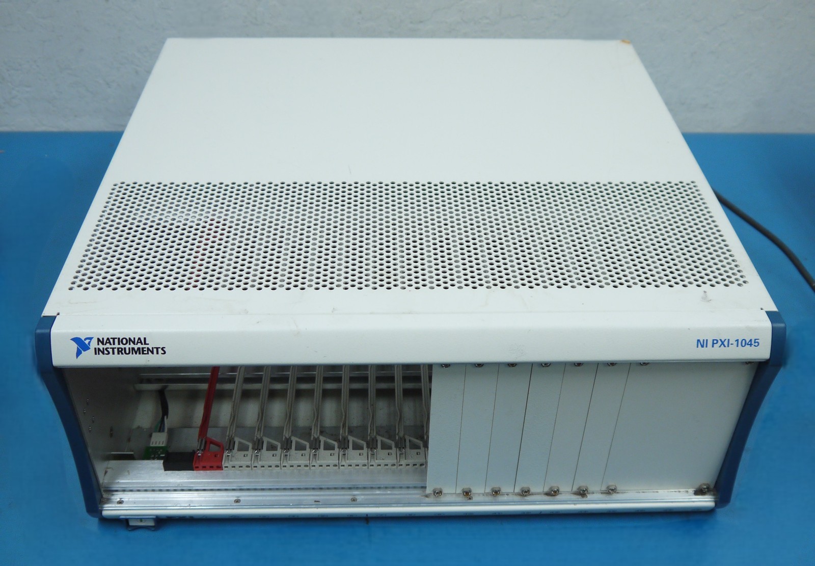 National Instruments NI PXI-1045 18-Slot 3U PXI Chassis