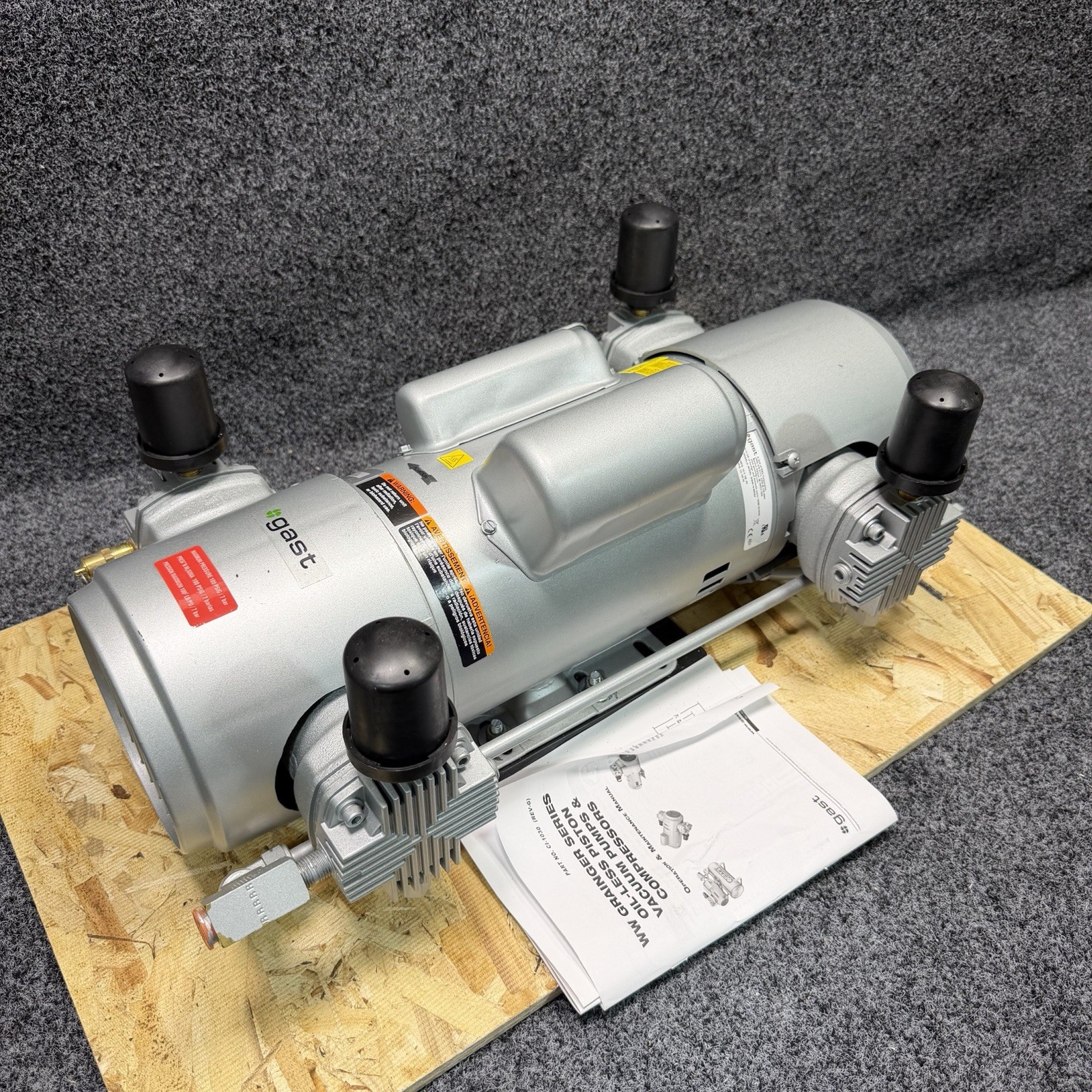 GAST 8HDM-19-M850X Piston Air Compressor 2 HP, 115/230V, 1 Phase