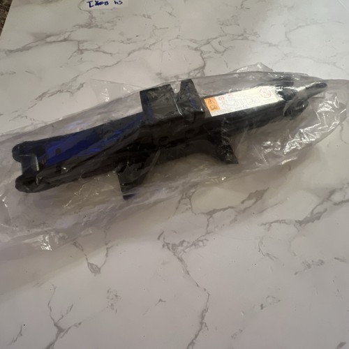 2024 - 2025 MAZDA CX-90 EMERGENCY SPARE WHEEL SCISSOR LIFT JACK OEM - Picture 6 of 7