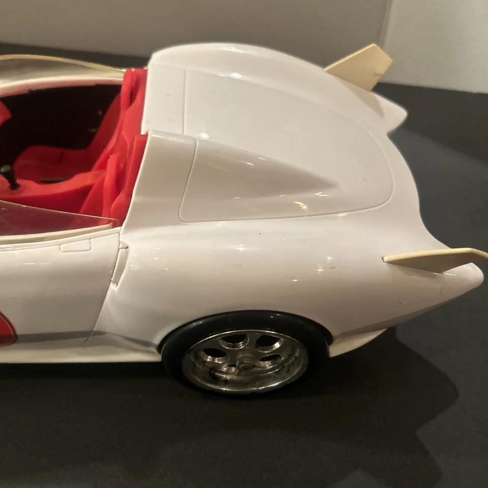 Speed Racer Mach 5 carro grande branco vermelho interior número 5 veículo de brinquedo colecionável - Imagem 4 de 4