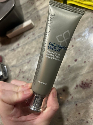 Serious Skincare Creameru Evolve Face Moisturizer Cream/Serum Blend 2 fl oz