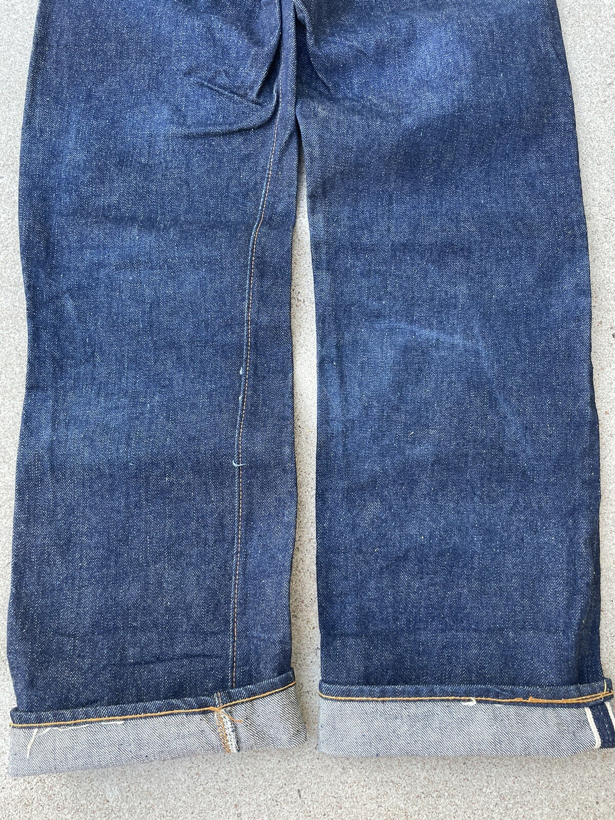 Vintage 50s Levi’s leather patch hidden rivet Big E redlines denim