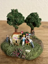 LIBERTY FALLS 1994 Dr. Pickwick's Medicine Wagon AH900 -Damaged) AS IS