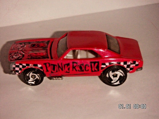 1967 camaro hot wheels made in 1982