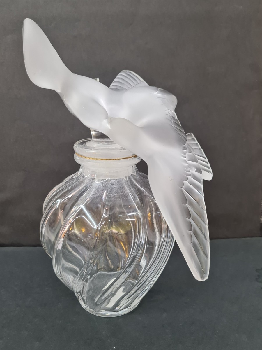 LALIQUE 跳ねる魚　トレイ Signed Lalique Nina Ricci L'air Du Temps Two Doves 12