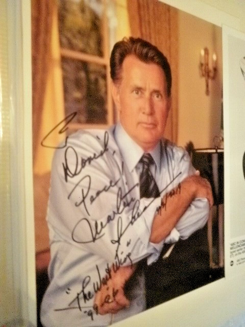 Martin Sheen Signed 8x10
