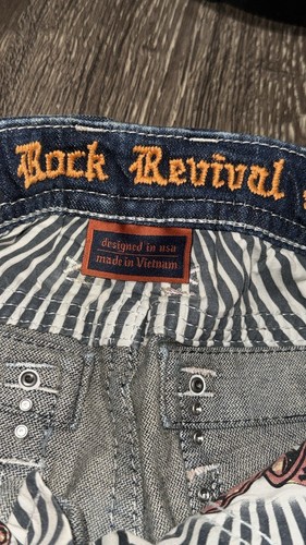 Rock Revival Betty Mid Rise Distressed w/Embellished pockets Size: 27 - Picture 10 of 12