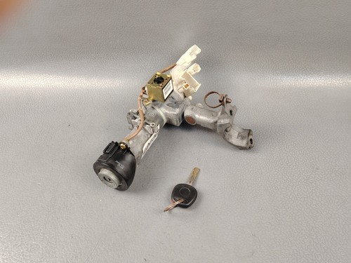 LX470 LAND CRUISER HDJ100 HJ101 UZJ100 98-02 KEY SWITCH AND CYLINDER ASSEMBLY
