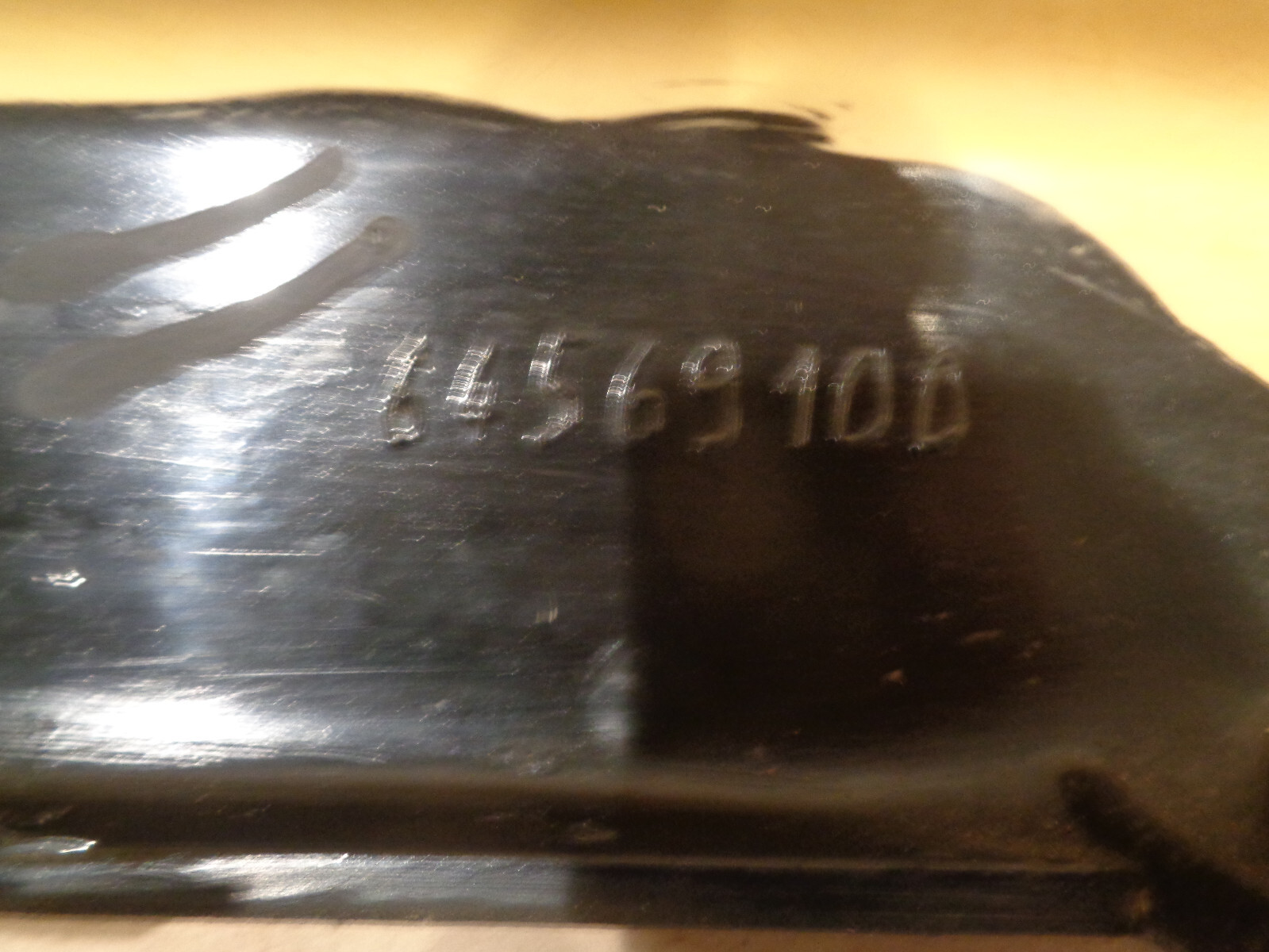Ferrari 550 - Rear Lid Lock Cover P/N 64569100