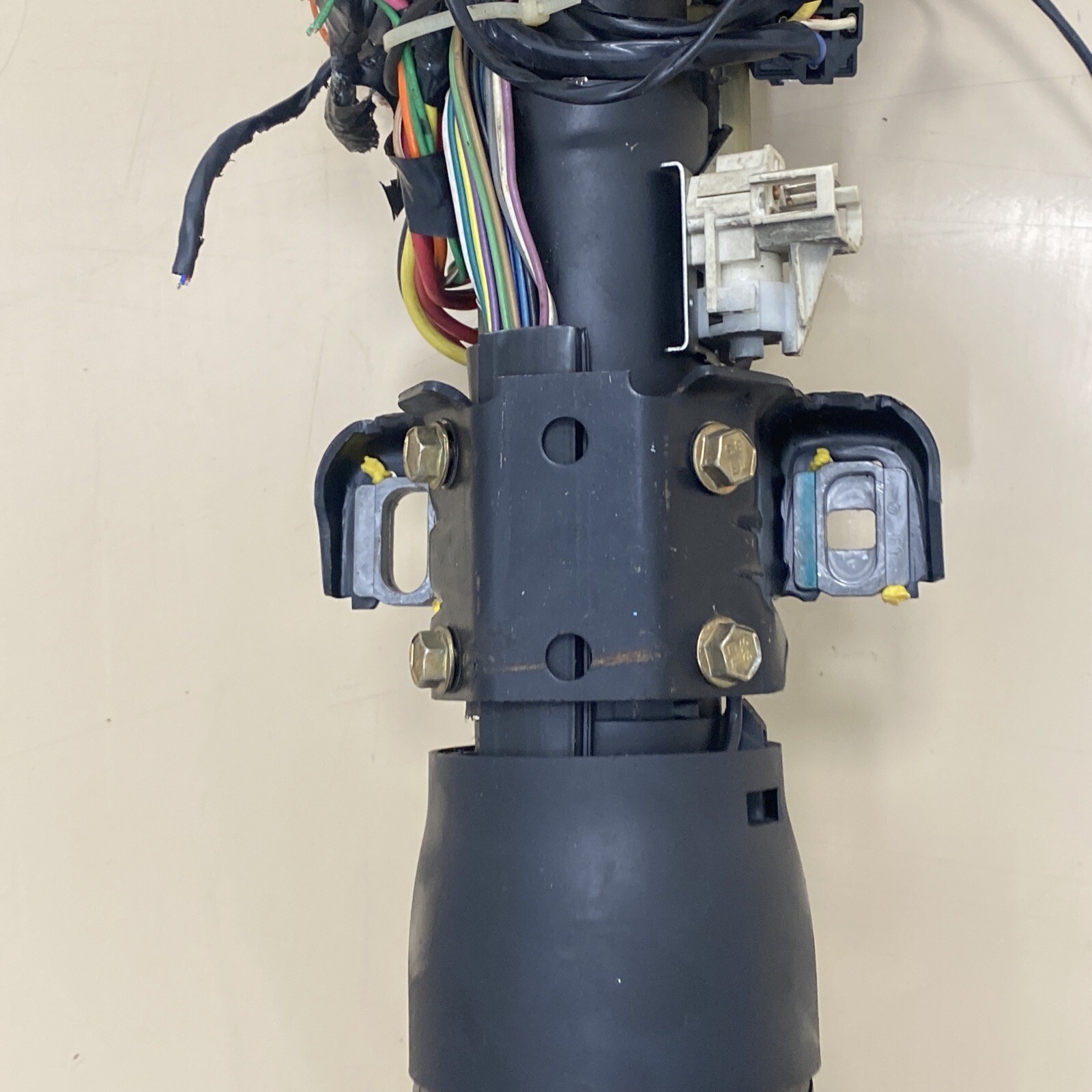 8488 Pontiac Fiero / Tilt Steering column Great Condition! Includes