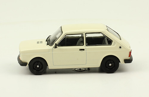 Fiat Brio (1988) Diecast 1:43 Argentina Modern Cars 80/90 new sealed Rare - Picture 2 of 6