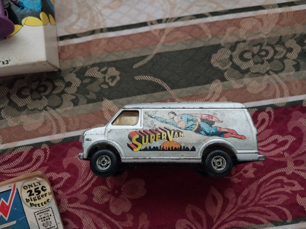 Vintage 1979 SUPERMAN CORGI Classics - Chevrolet Van 12cm - Great Britain