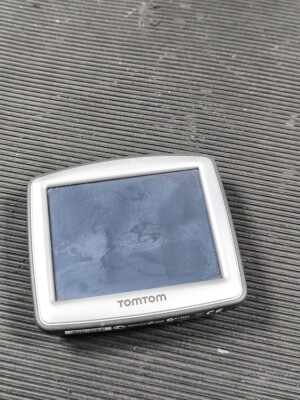TomTom ONE GPS-Gerät - Gebraucht, Kratzer, Keine Zubehörteile