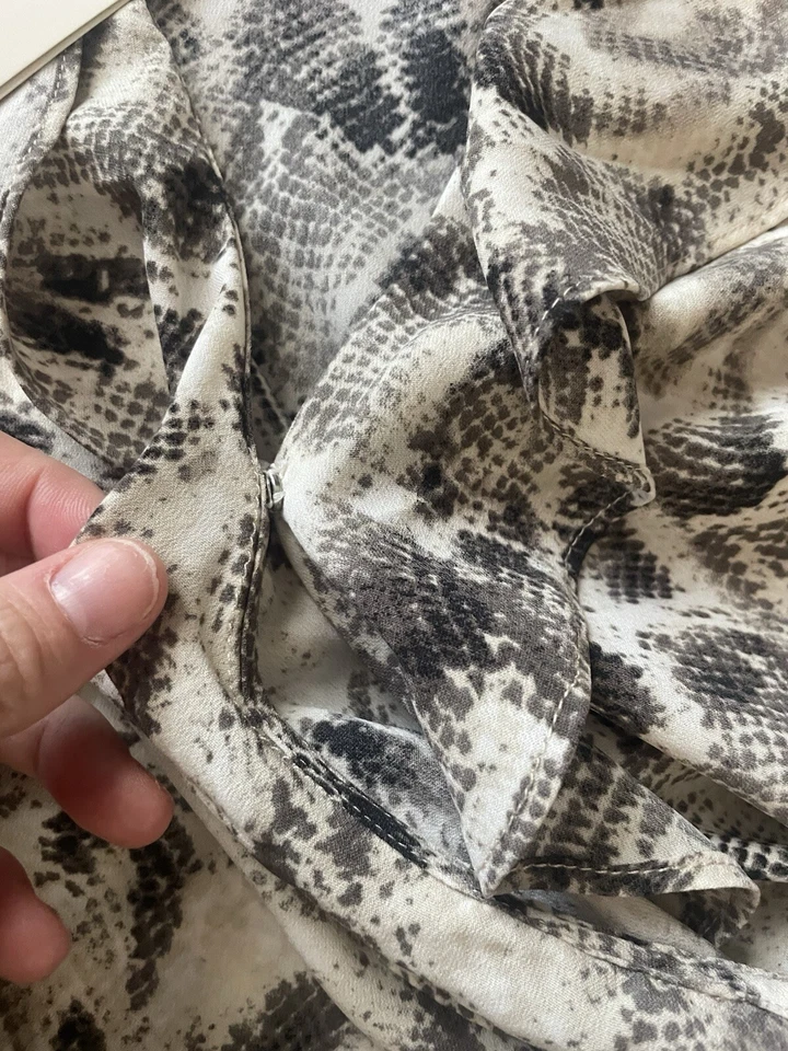 Miss Me 裹身裙蛇皮 — 第 4/4 张图片