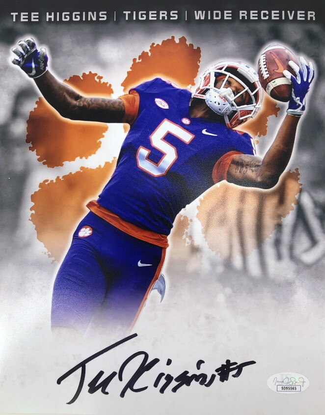 TEE HIGGINS Autographed Signed Cincinnati Bengals WIDE RECEIVER 8x10 CLEMSON TIGERS FOOTBALL PHOTO w/ JSA COA 