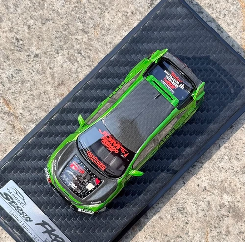 YM MODEL 1:64 CIVIC Type R FK8 cover trasparente resina verde modellino auto - Foto 5 di 6