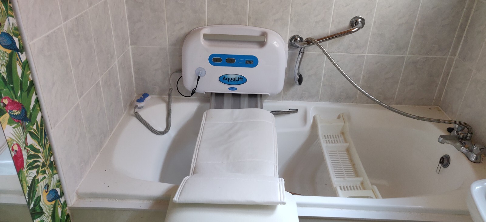 Aqualift Bath Lift eBay