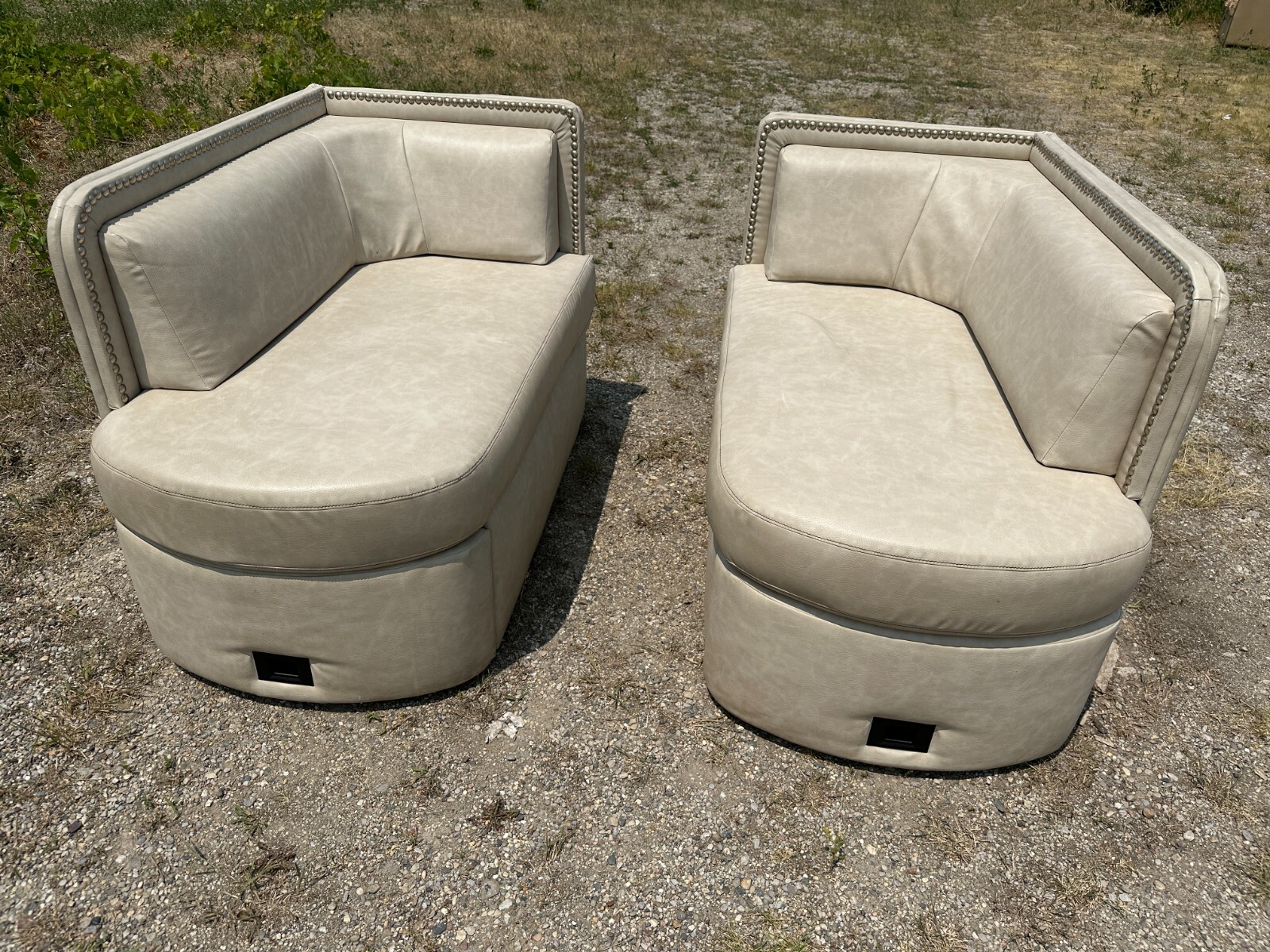 Flexsteel RV Ultraleather CREAM Euro Booth bed Boat Motorhome