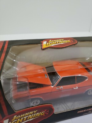 Johnny Lightning 1969 Chevy Chevelle 1:24 scale Limited edition