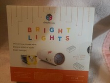 circuit cubes bright lights