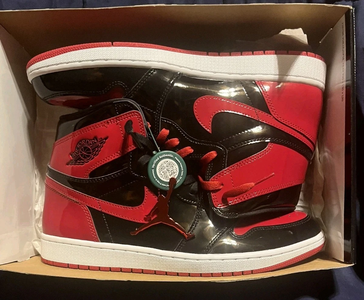 Taglia 12 Jordan 1 Retro OG High Patent Bred pelle nera rossa (555088 063)