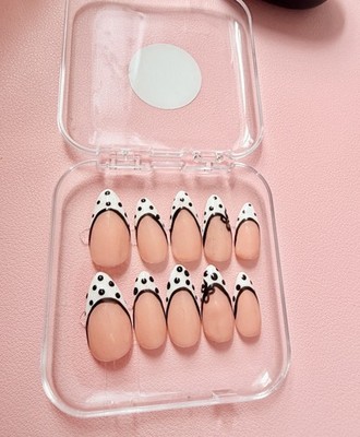 Polka Dot and Bow Press On Nails Pink Short Square with Cat Eye Visual Effect