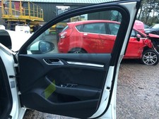 AUDI A3 8P1 Door CARD RIGHT FRONT