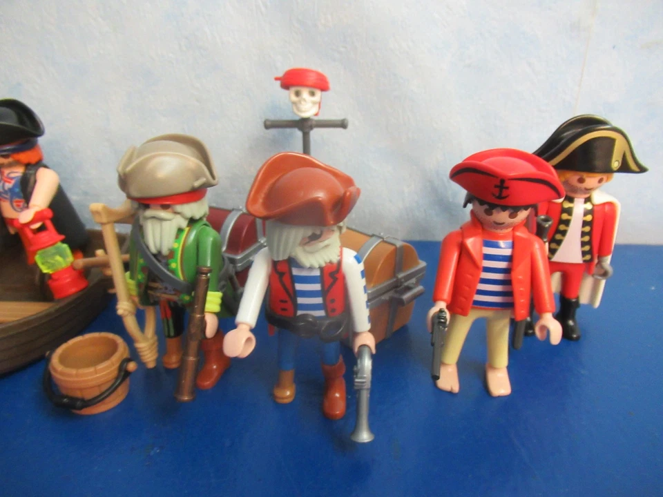 Excellent Pirate Figures 2x Chest Boat Palm Tree 5135 6678 Pirate Ship Playmobil 8732 - Image 3 of 4
