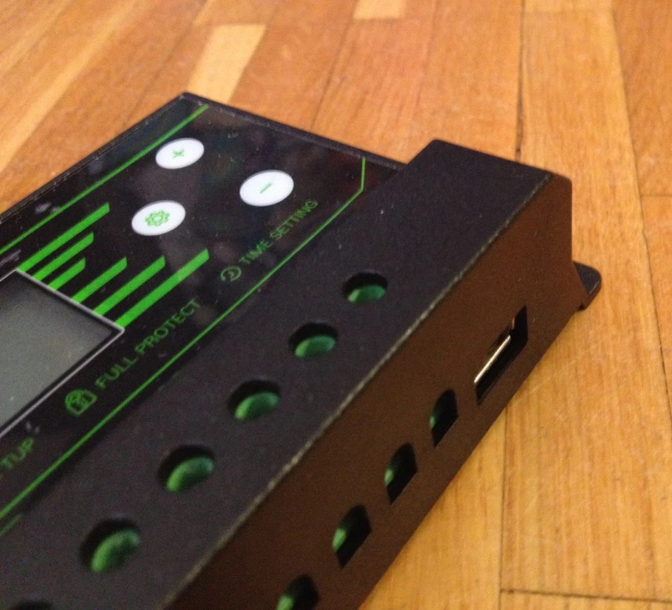 Solar Panel Regler Charge Controller PWM Dual USB LCD Display 30A 12V/24V F UB - Bild 4 von 4