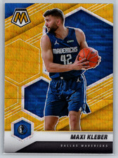 Maxi Kleber 2020-21 Panini Mosaic Gold Wave Prizm #192 Dallas Mavericks