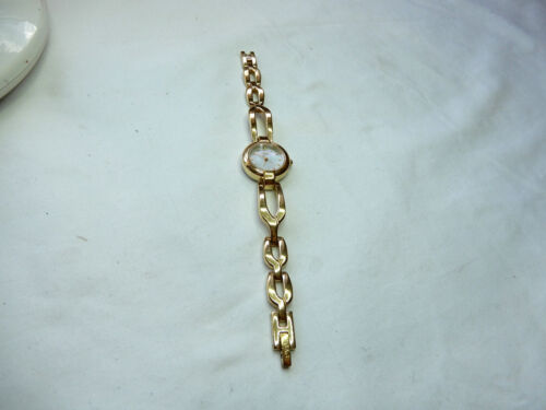 Vintage Goldtone JAG Women's Quartz Watch with Opalescent Dial Face - WORKS!!! - Picture 2 of 9