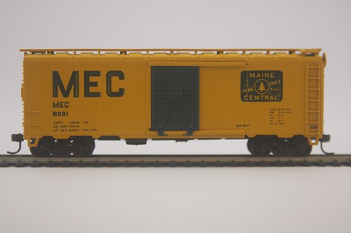 Acoplador Kadee RTR HO Roundhouse Custom 40' Box Car Maine Central MEC 8681 amarillo | Zustand: Used